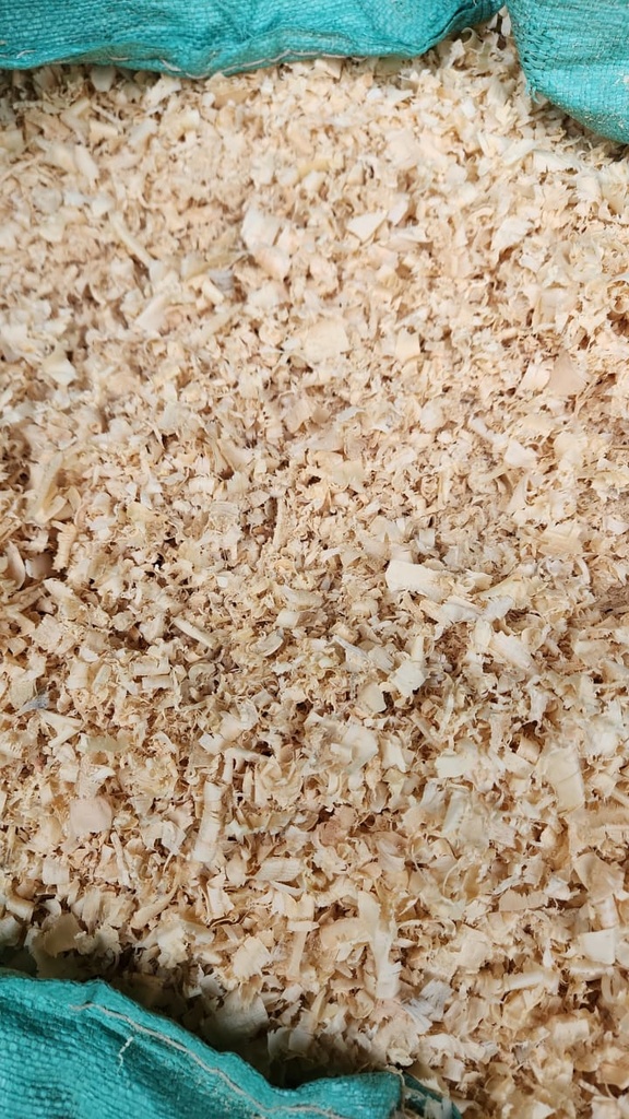 Pine Shavings (10kg) MEDIUM